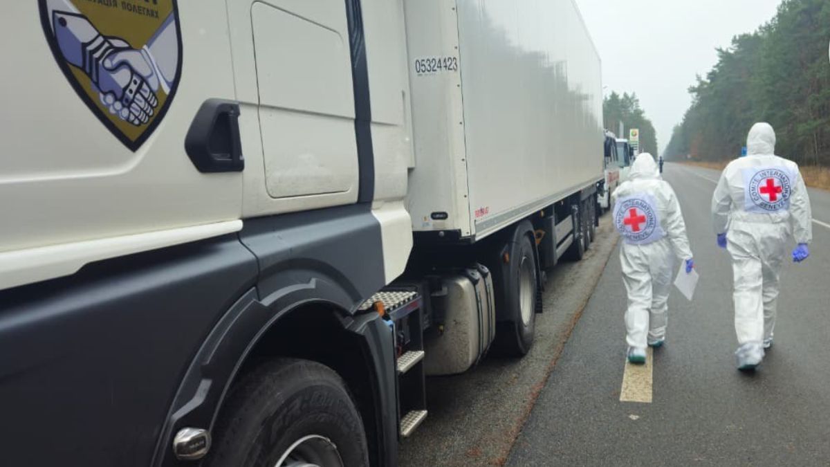 В Україну повернули 1003 тіла загиблих - 24 Канал В Україну повернули 1003 тіла загиблих - 24 Канал