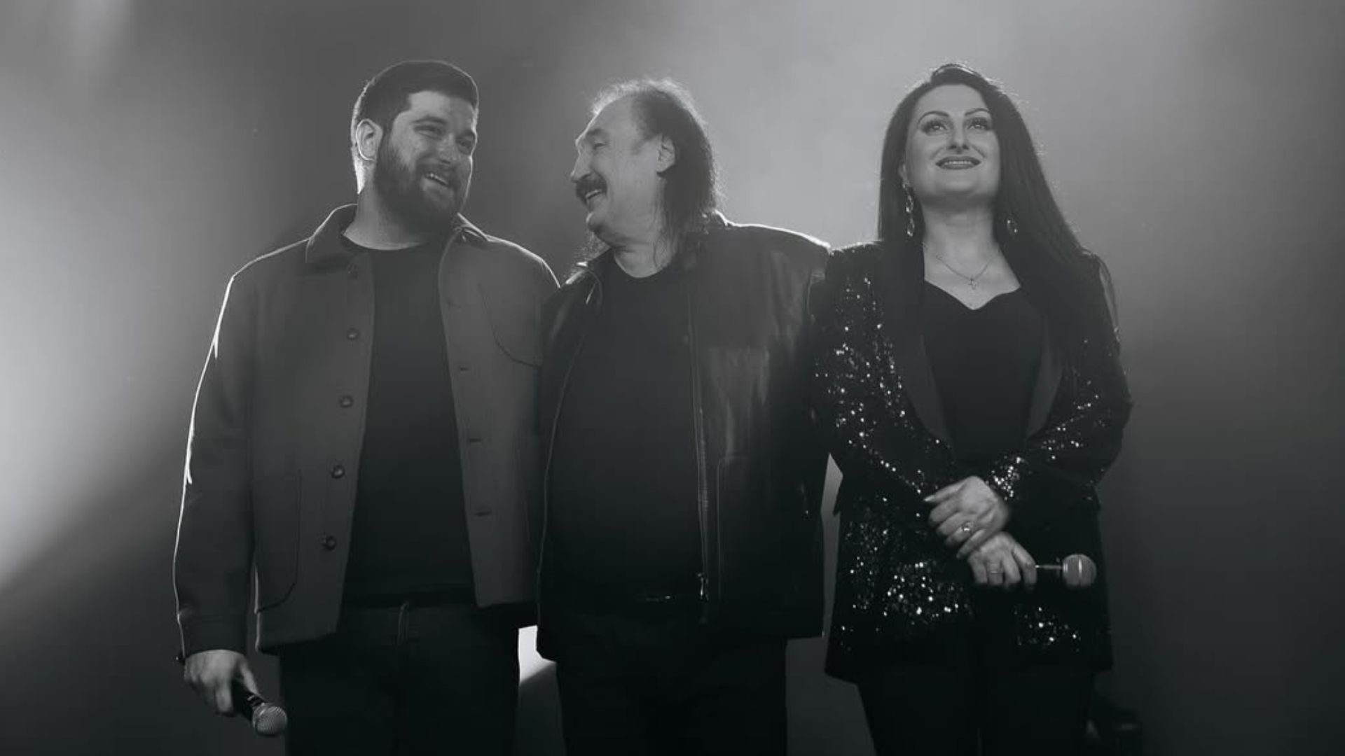 Степан Гіга з сином і донькою Степан Гіга з сином і донькою