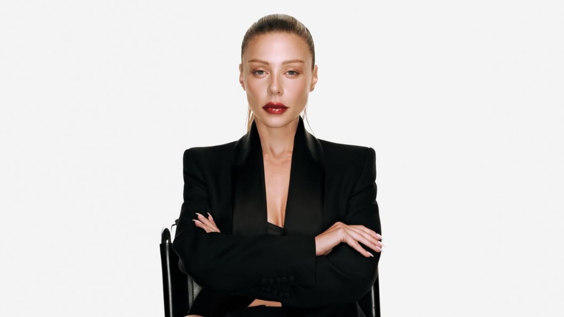 Тина Кароль