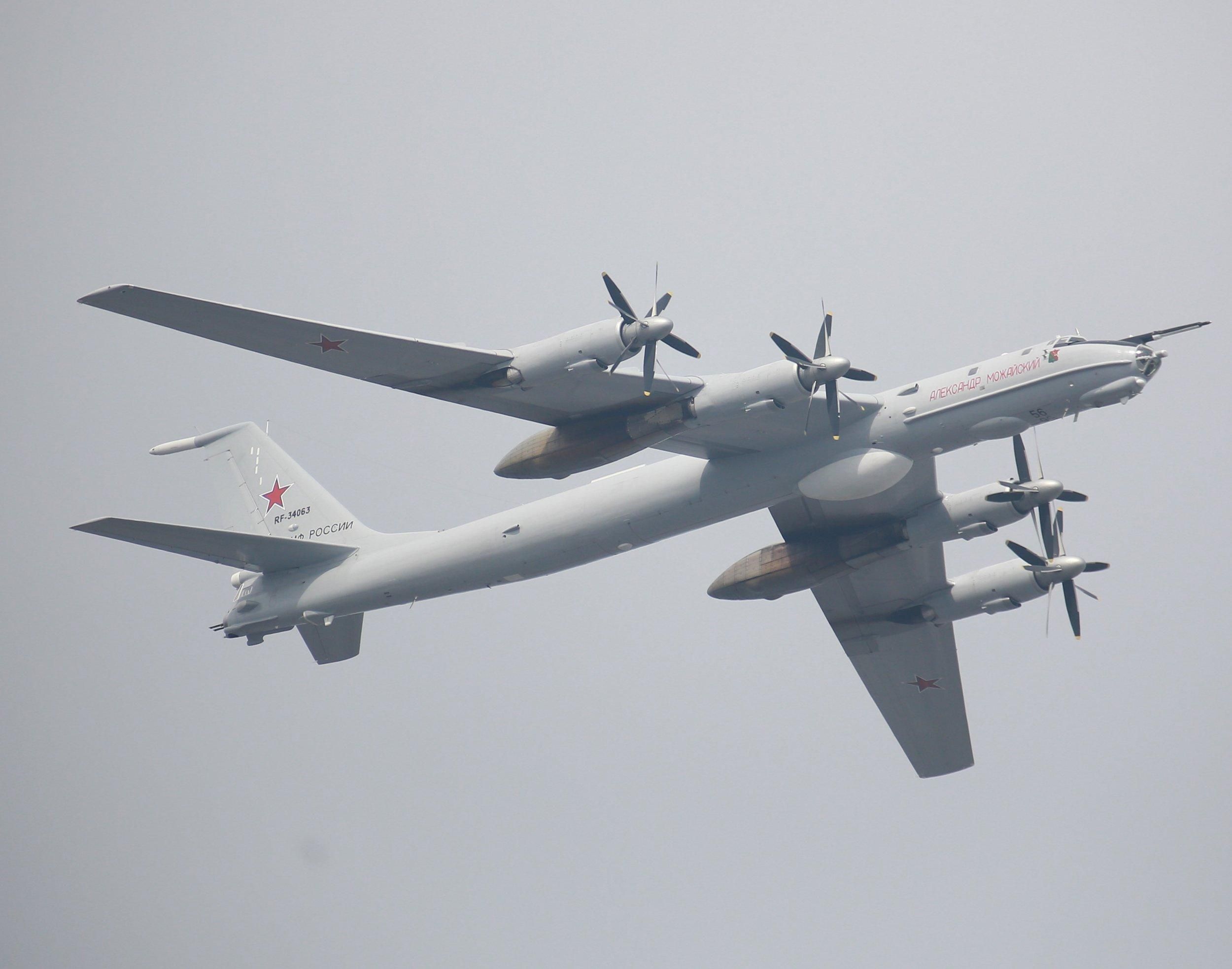 Росія підняла стратегічні бомбардувальники