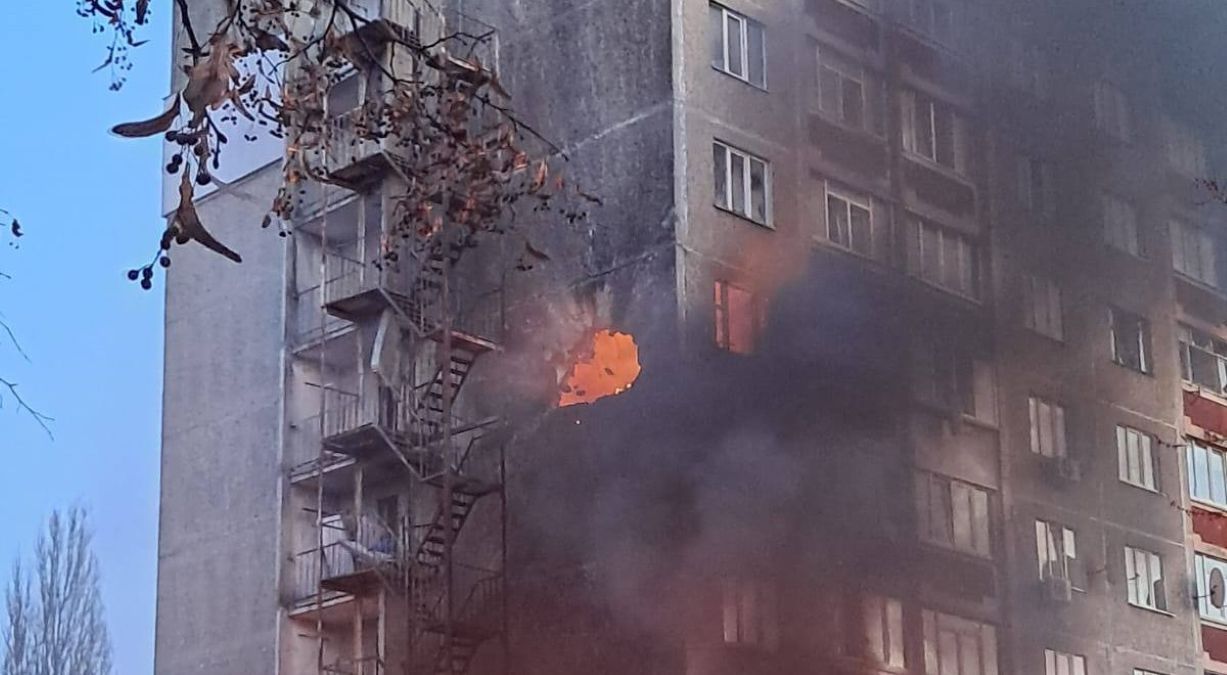 Зруйнована багатоповерхівка у Чернігові - 24 Канал Зруйнована багатоповерхівка у Чернігові - 24 Канал