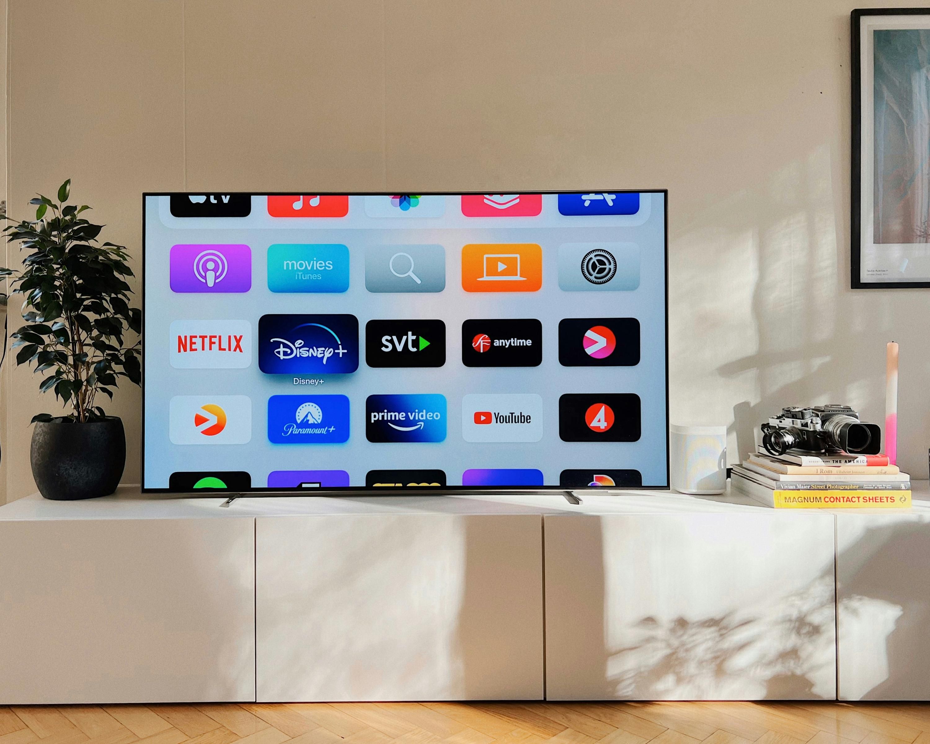 OLED чи QLED: у чому різниця між популярними телевізорами OLED чи QLED: у чому різниця між популярними телевізорами