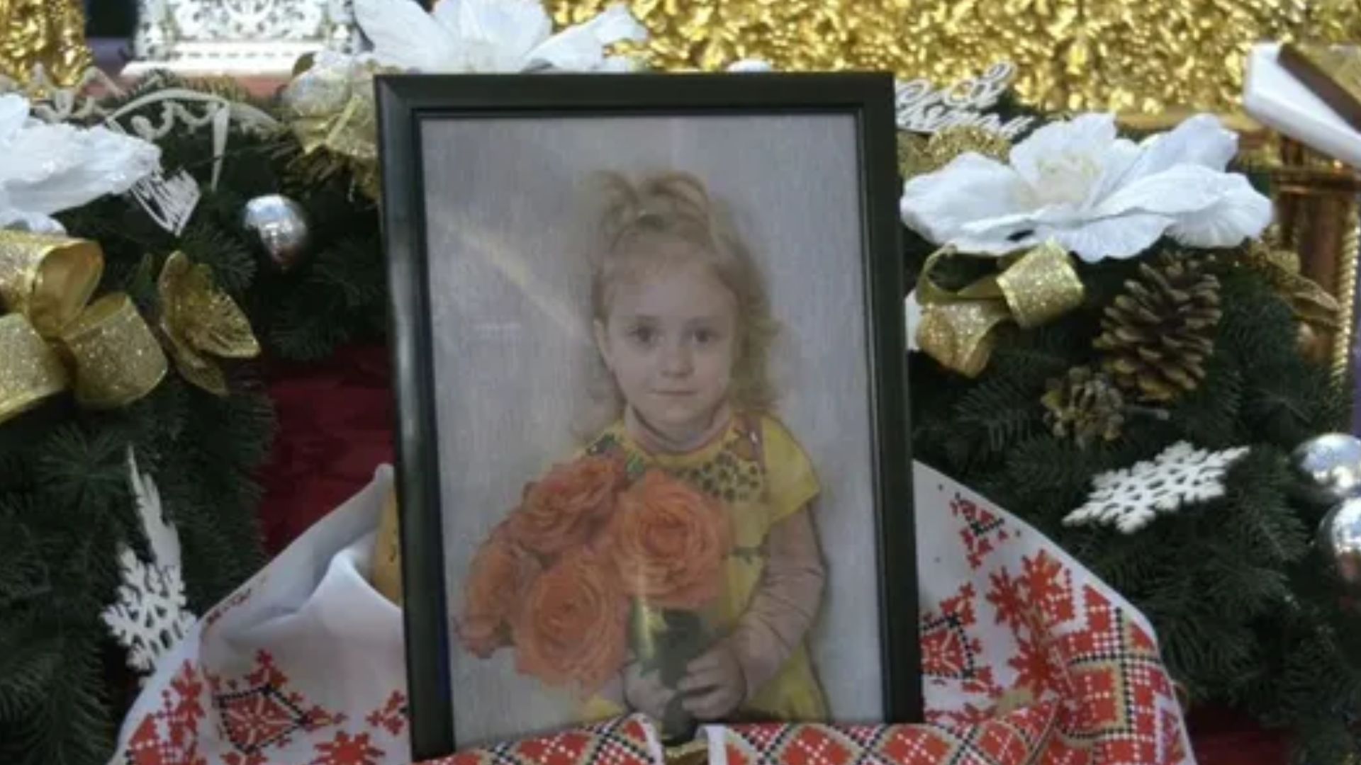 В Житомире состоялась церемония прощания с Кристиной Соловьевой В Житомире состоялась церемония прощания с Кристиной Соловьевой