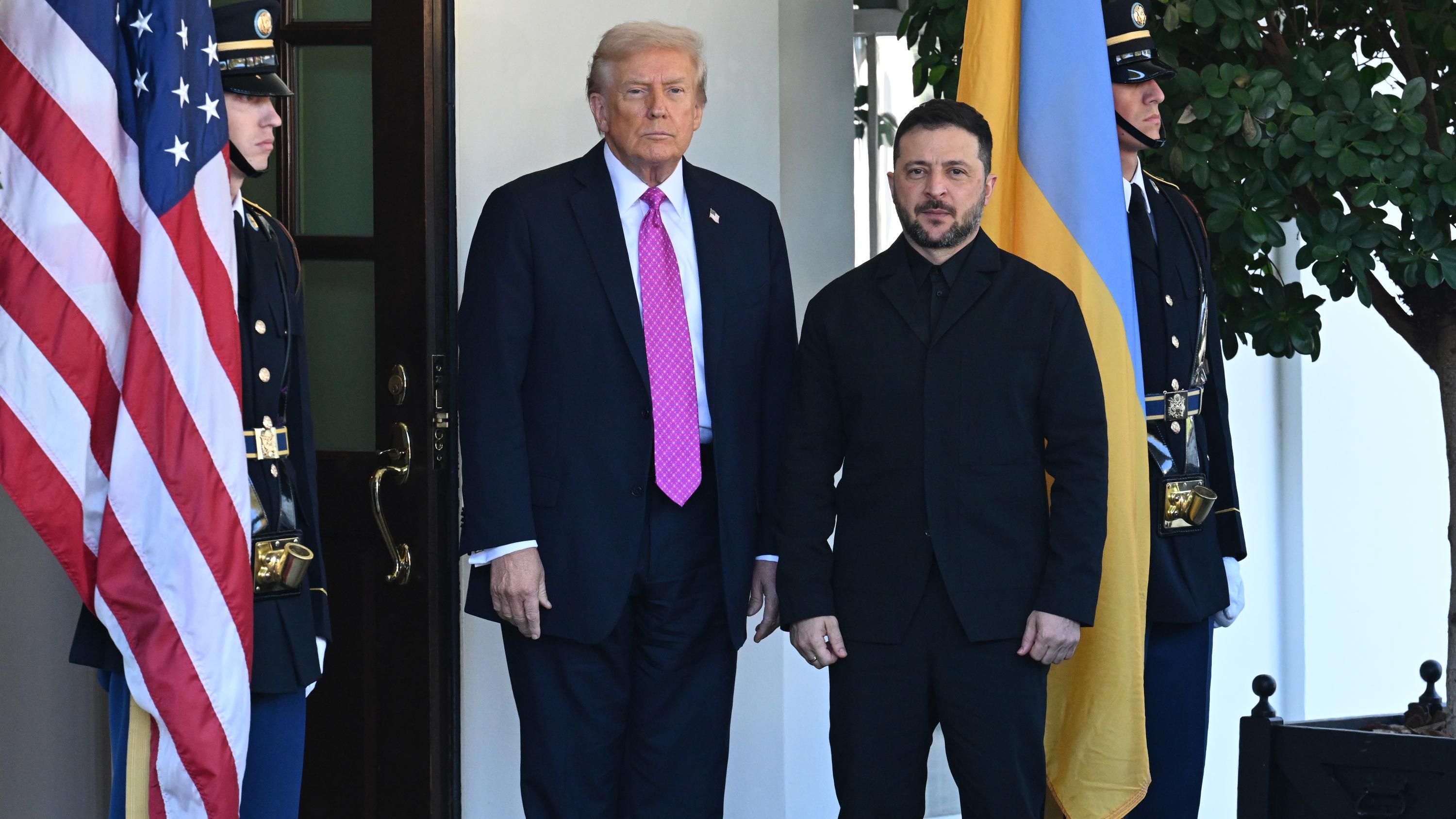 Когда Трамп начнет переговоры с Зеленским: Белый дом перенес встречу Когда Трамп начнет переговоры с Зеленским: Белый дом перенес встречу