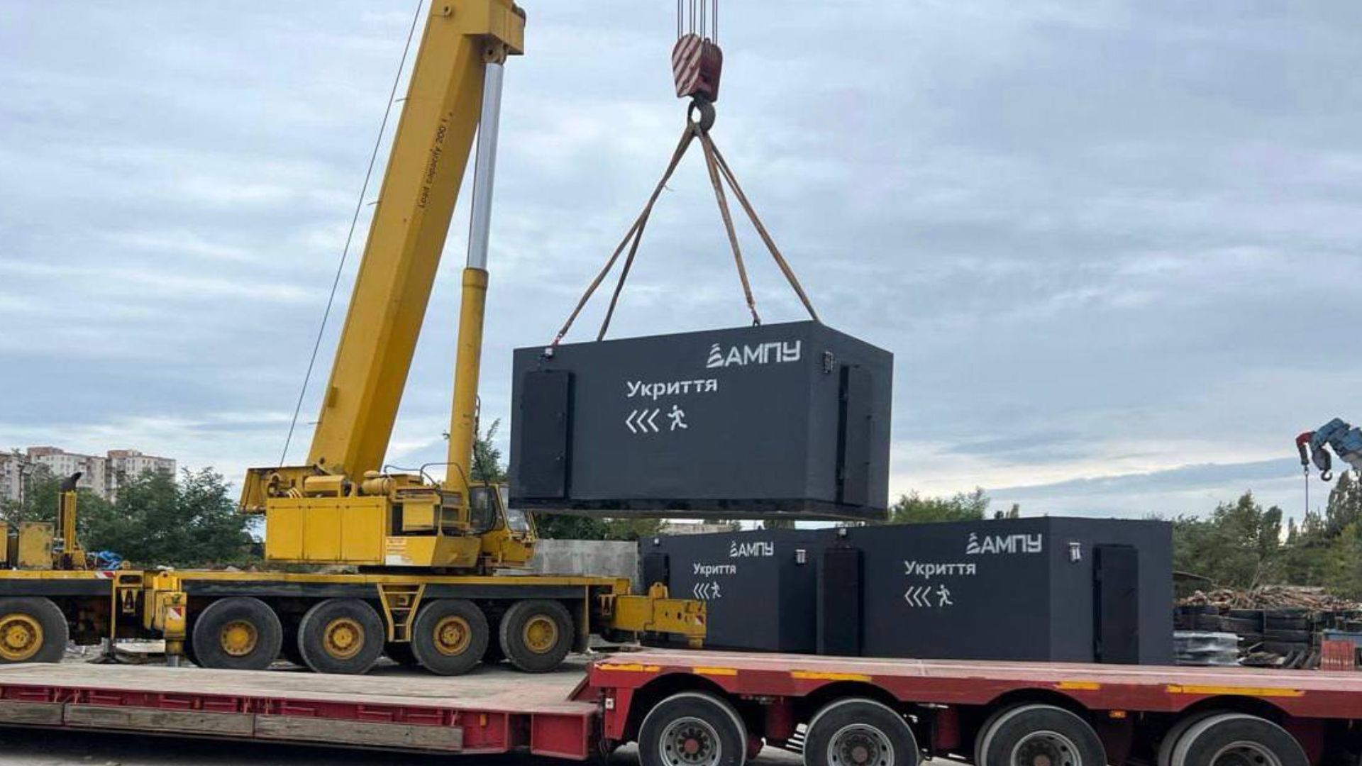 У портах встановлюють мобільні укриття для працівників У портах встановлюють мобільні укриття для працівників