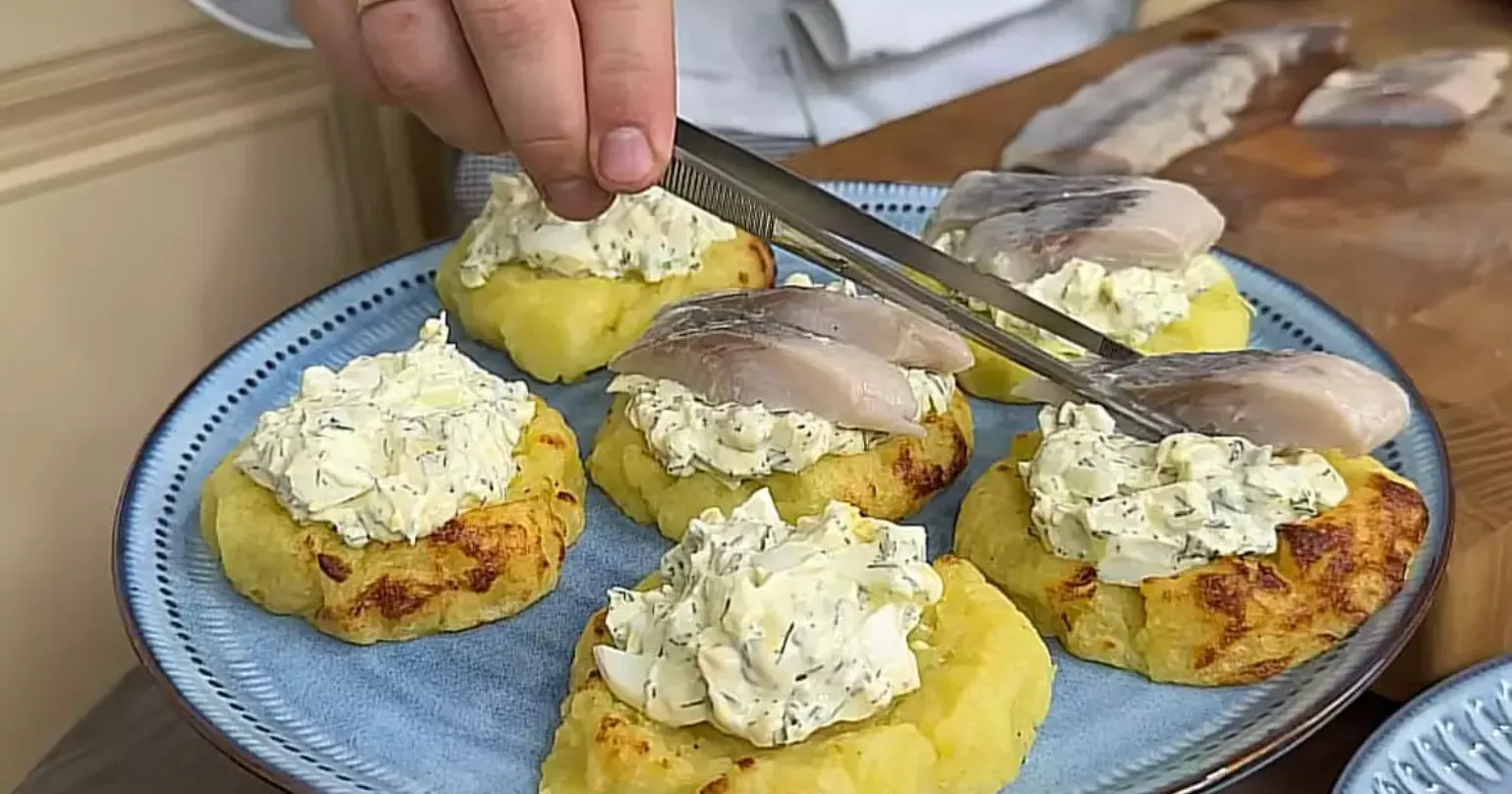 Закуска з оселедцем Закуска з оселедцем