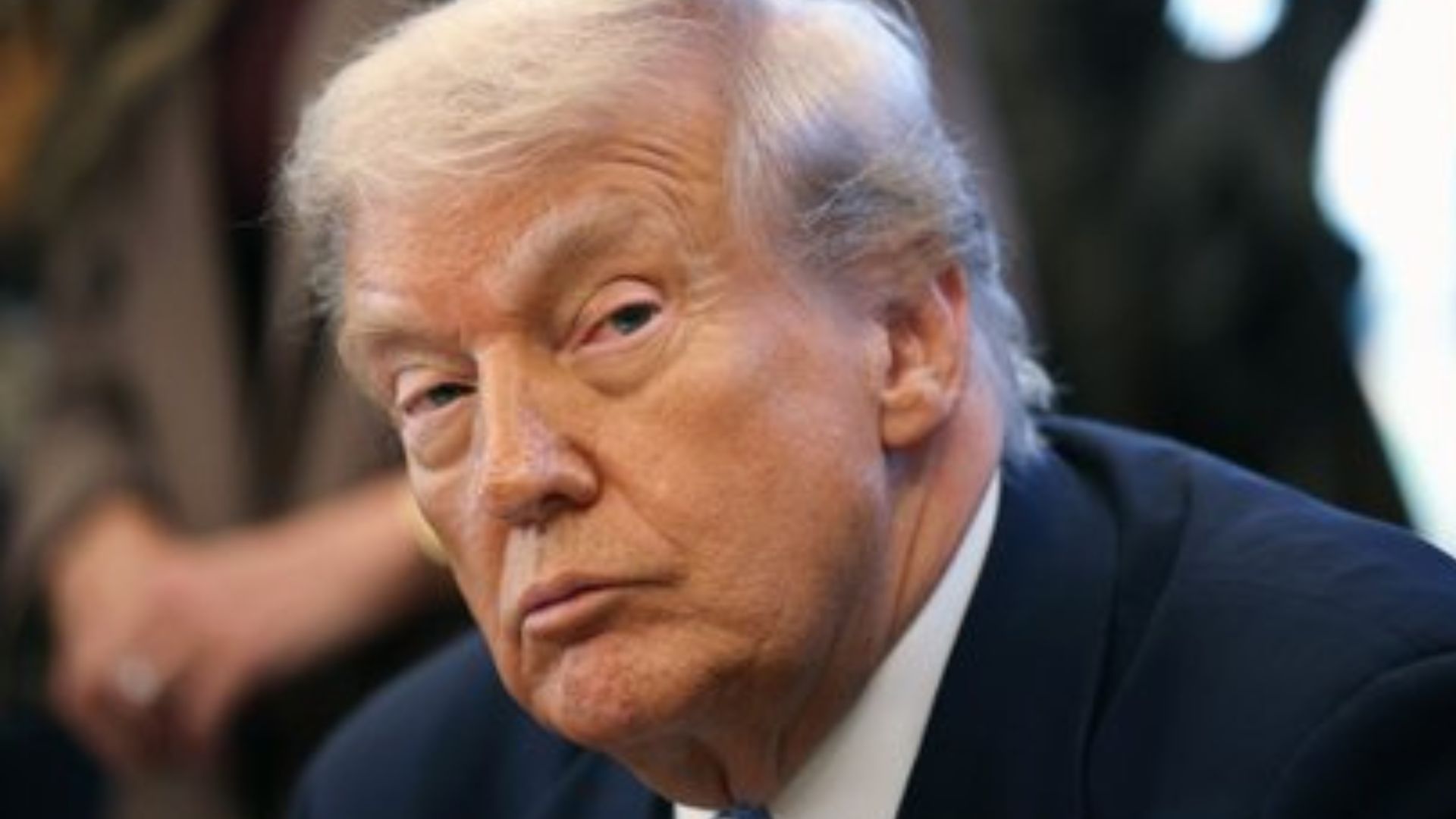 Рейтинг Трампа падает