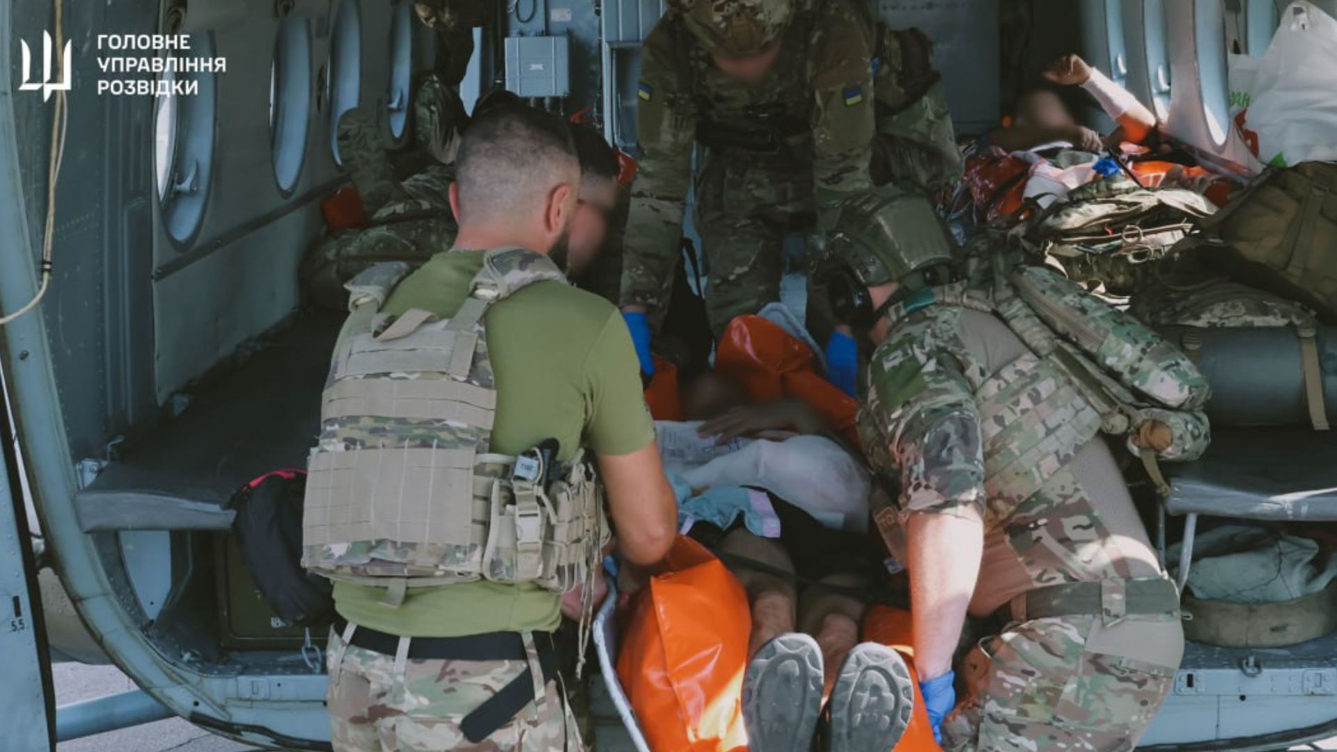 Медики ГУР провели уникальную спасательную операцию