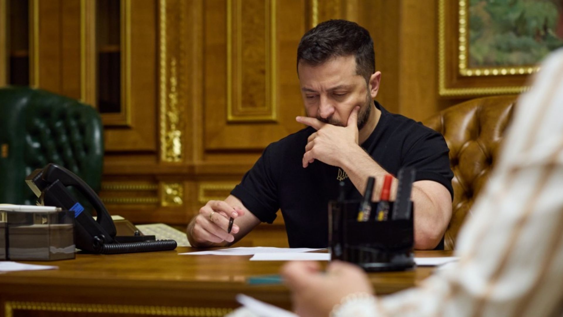 Зеленський готує зміни керівників у кількох ОВА