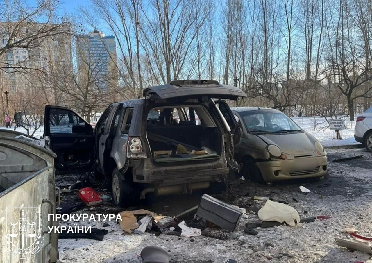 У Києві вибухнуло авто