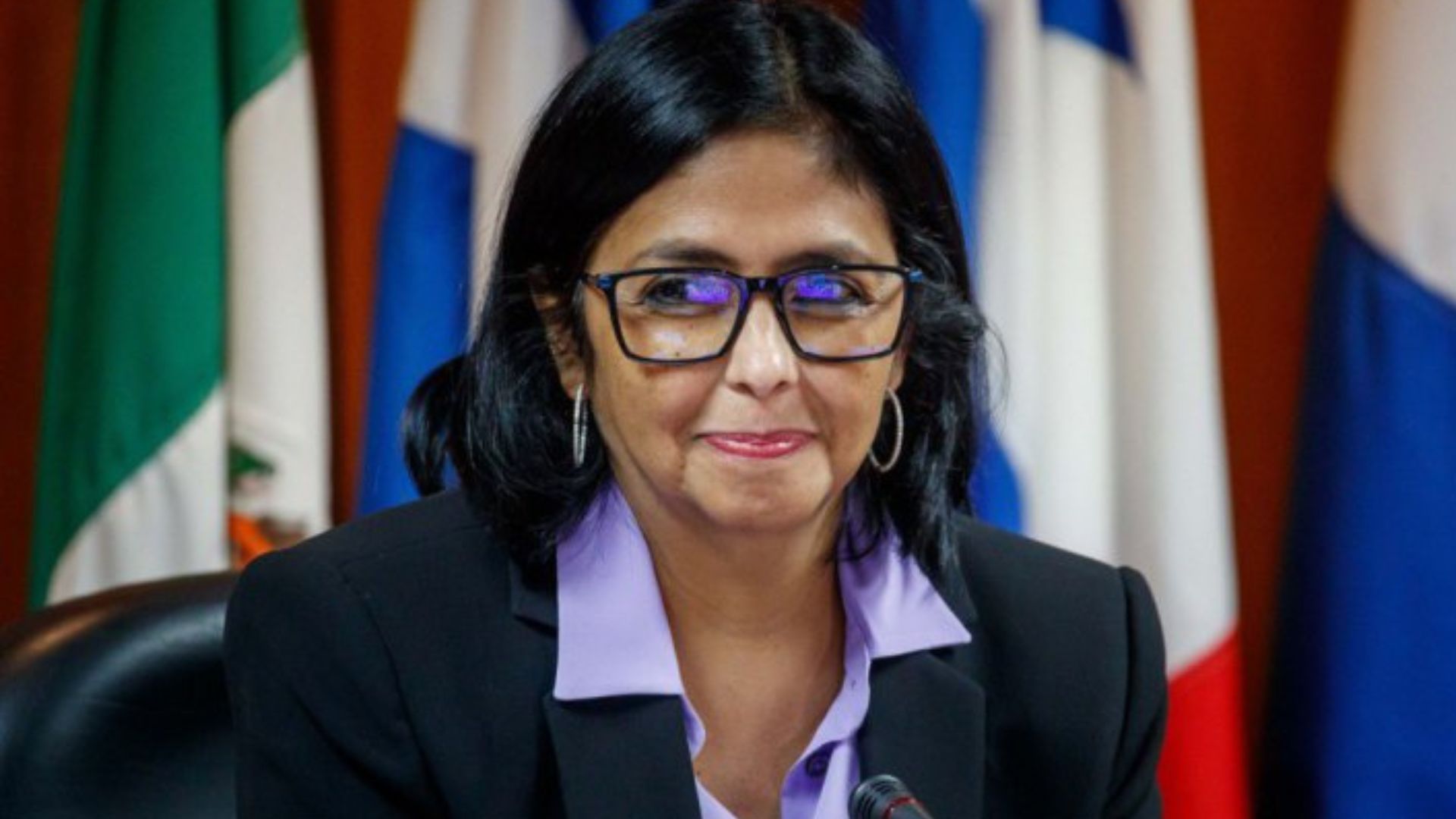 Делси Родригес обратилась к США Делси Родригес обратилась к США