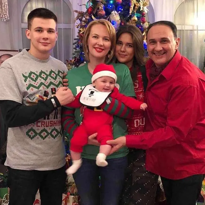 Володимир Гришко з родиною