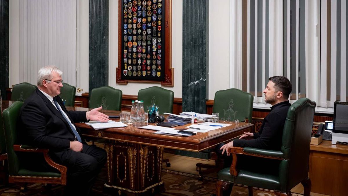 Зміни будуть й в МЗС: Зеленський зустрівся з Сибігою - 24 Канал