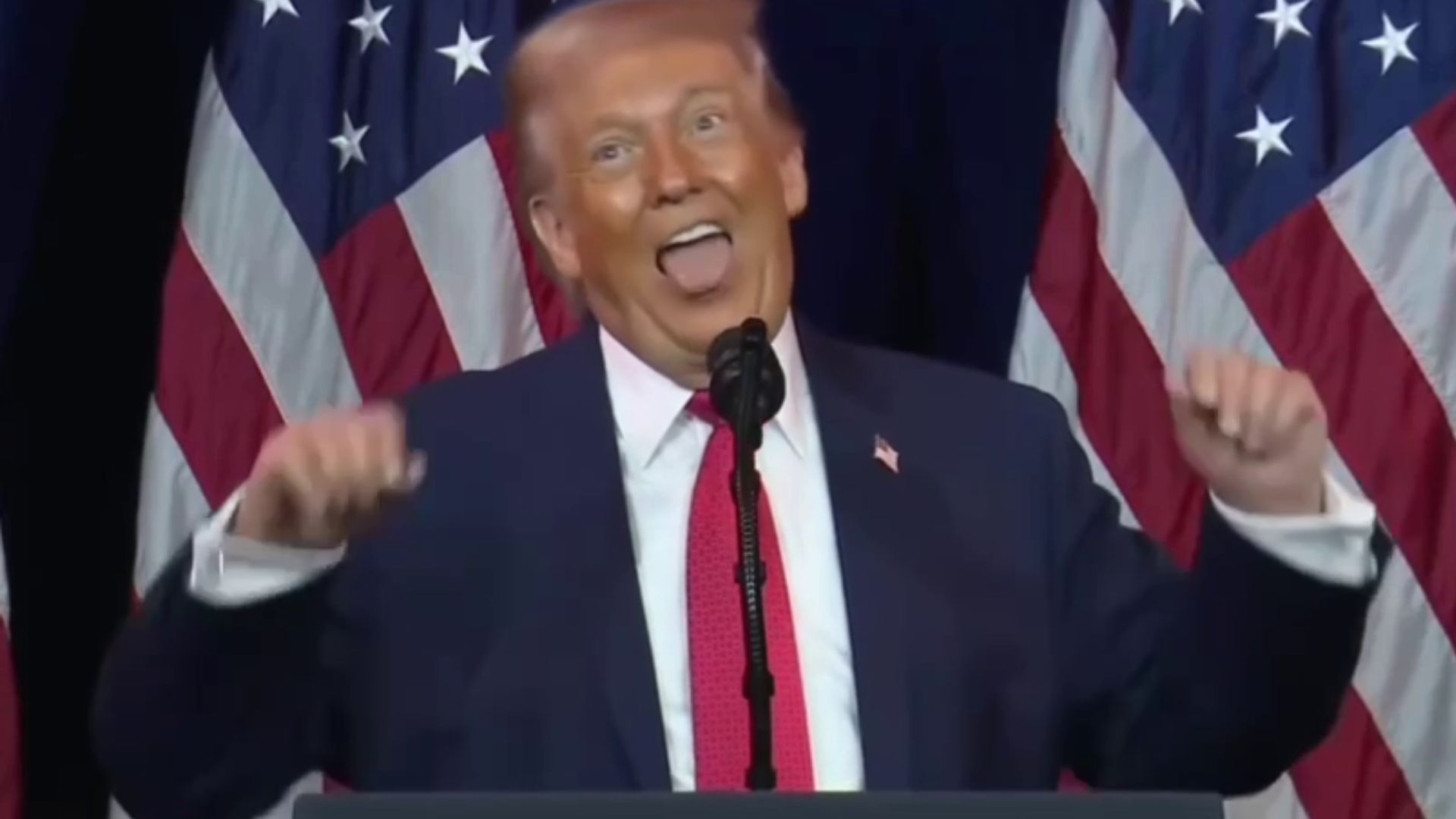 Дональд Трамп покривлялся во время речи