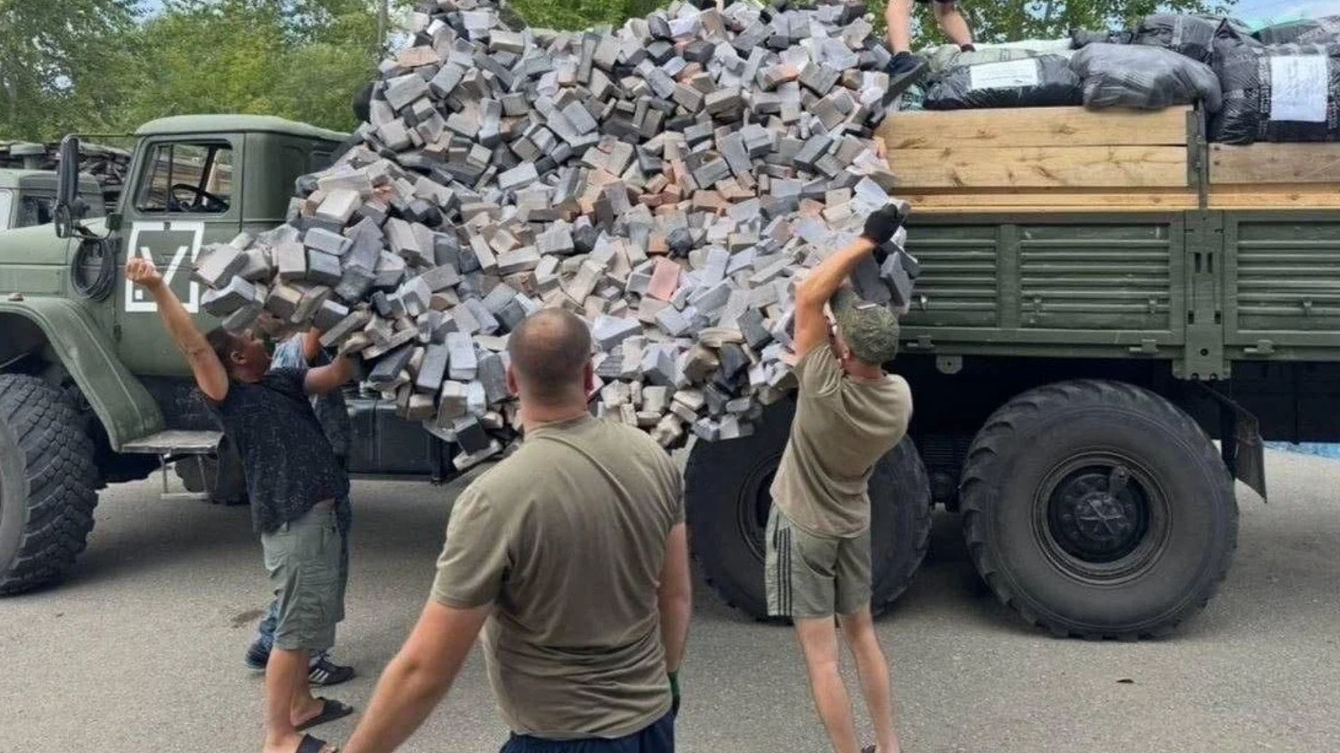 Нові маскульвані сітки росіян Нові маскульвані сітки росіян