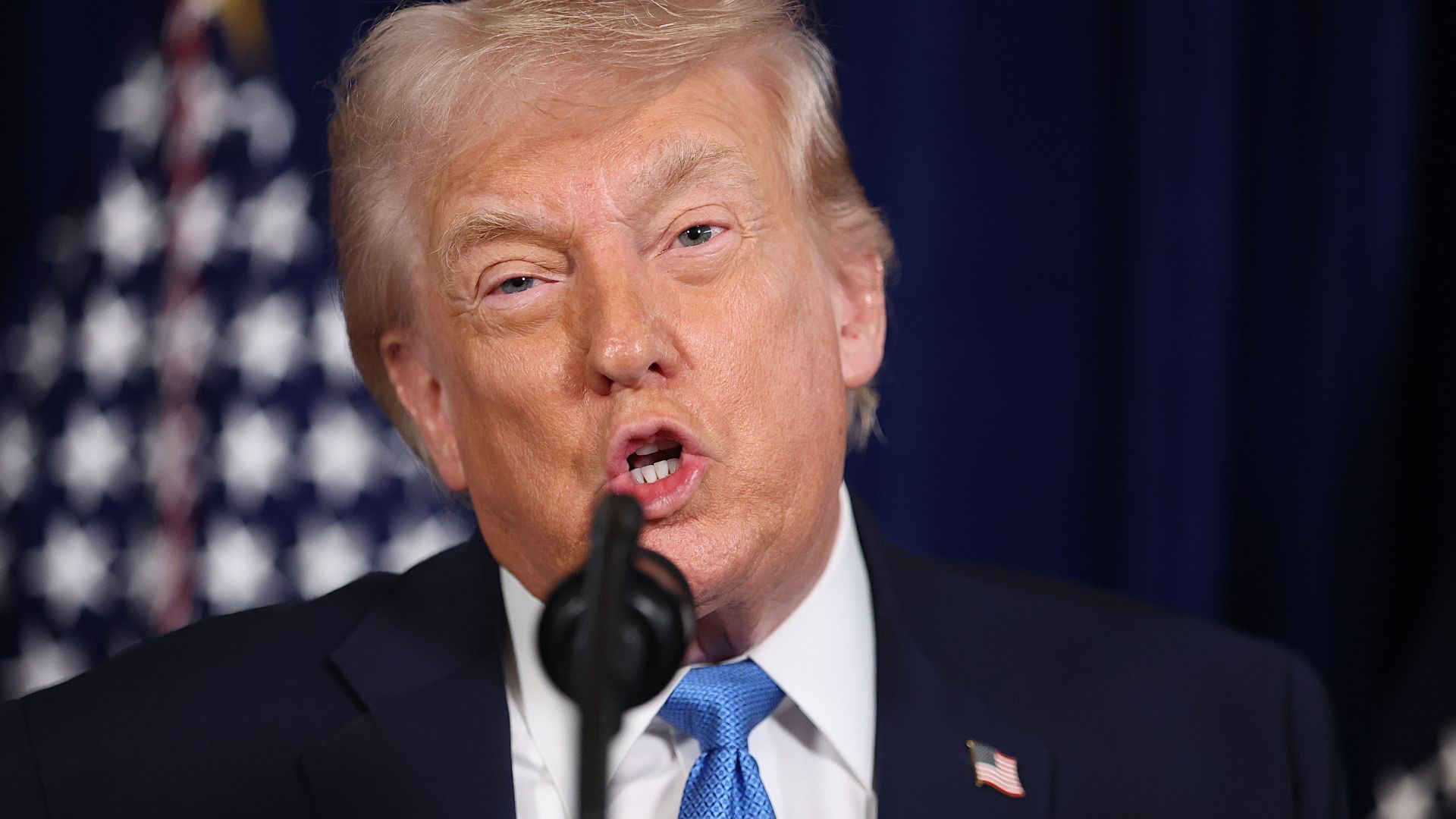 Дональд Трамп підписав документ про припинення фінансування організацій Дональд Трамп підписав документ про припинення фінансування організацій