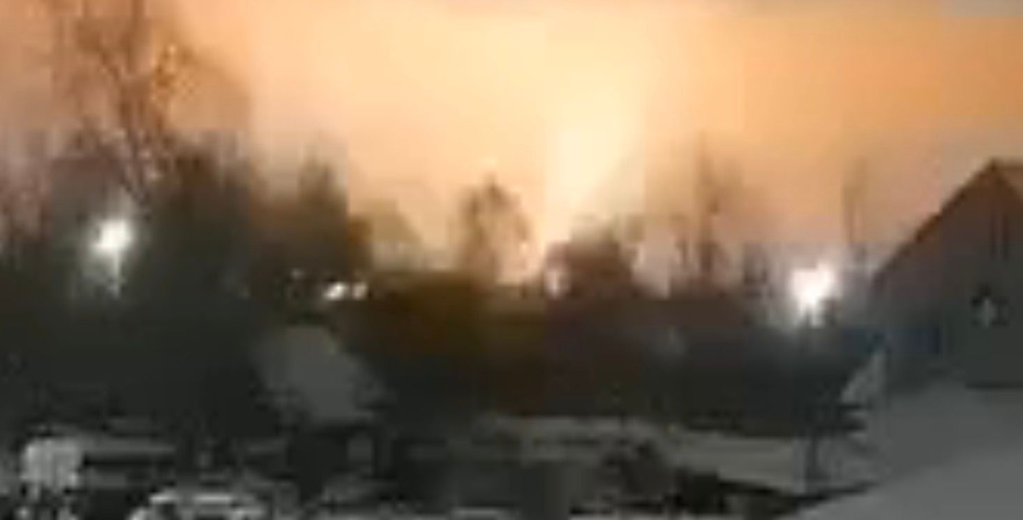 Вибухи у Львові 08.01.2026 - міг бути удар ракетою Орєшнік - відео