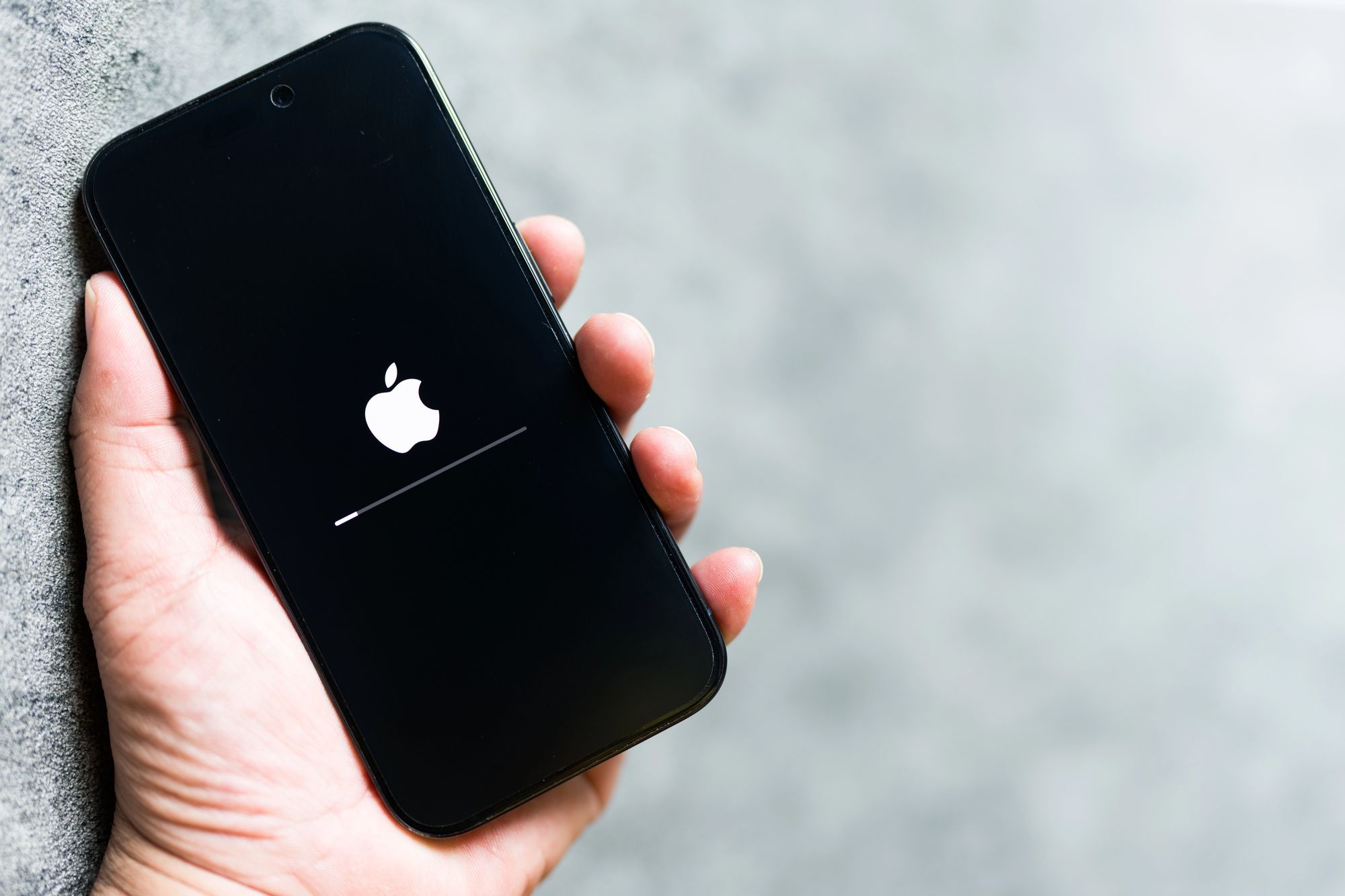 Графік виходу iOS 26 та iOS 27 Графік виходу iOS 26 та iOS 27