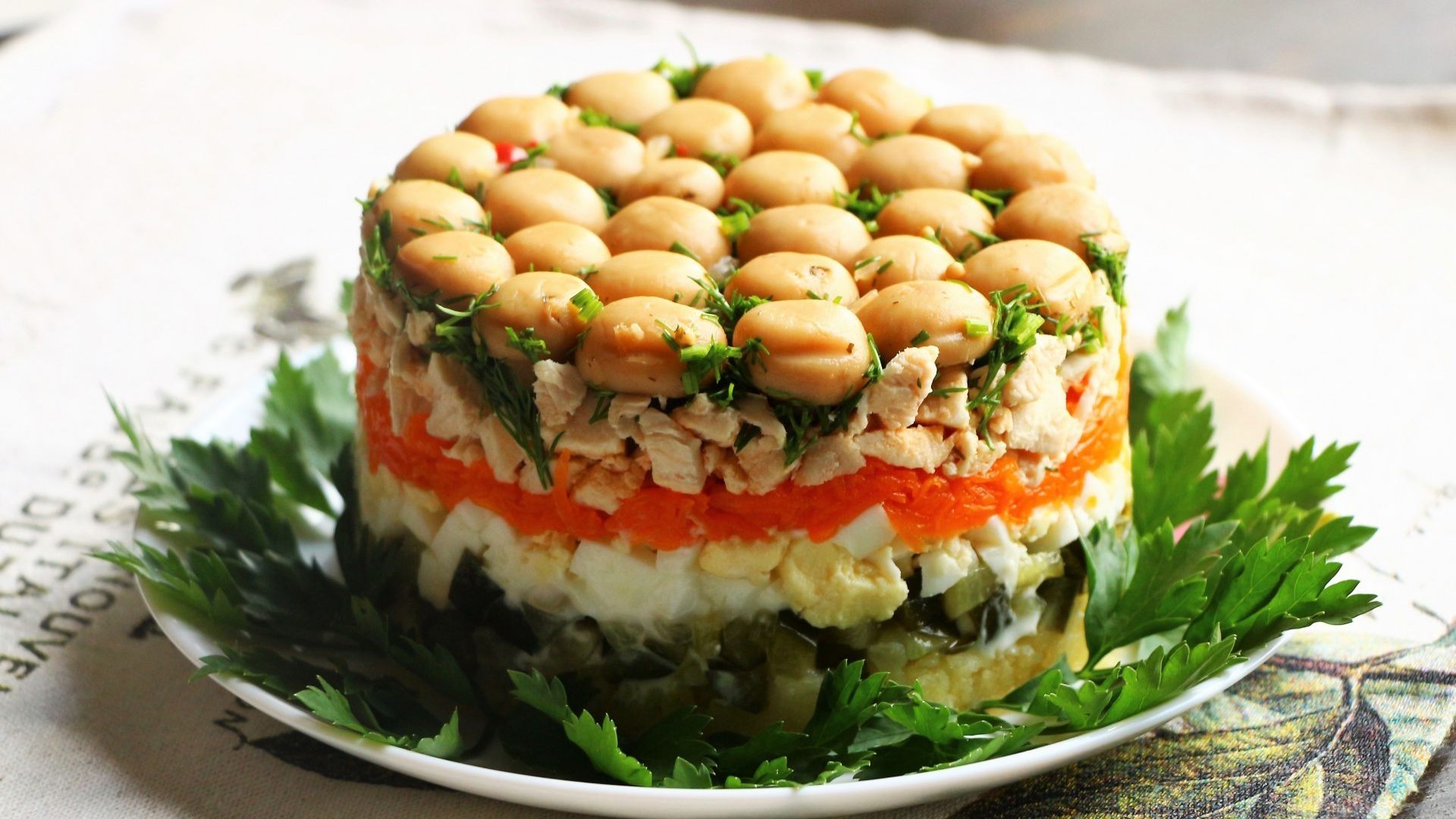 Салат "Грибная поляна" Салат "Грибная поляна"