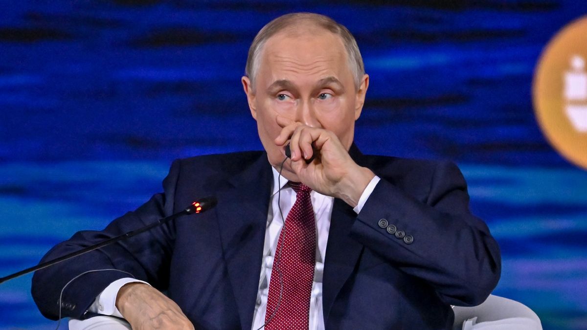 Чому Путін не ризикує бити "Орешником" по Києву Чому Путін не ризикує бити "Орешником" по Києву