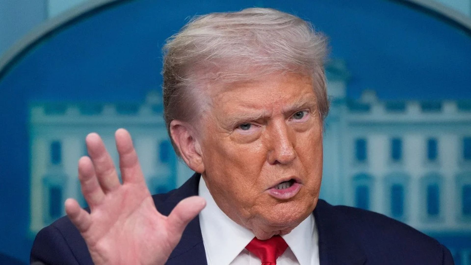 Трамп наголосив на власній значущості у мирних переговорах Трамп наголосив на власній значущості у мирних переговорах