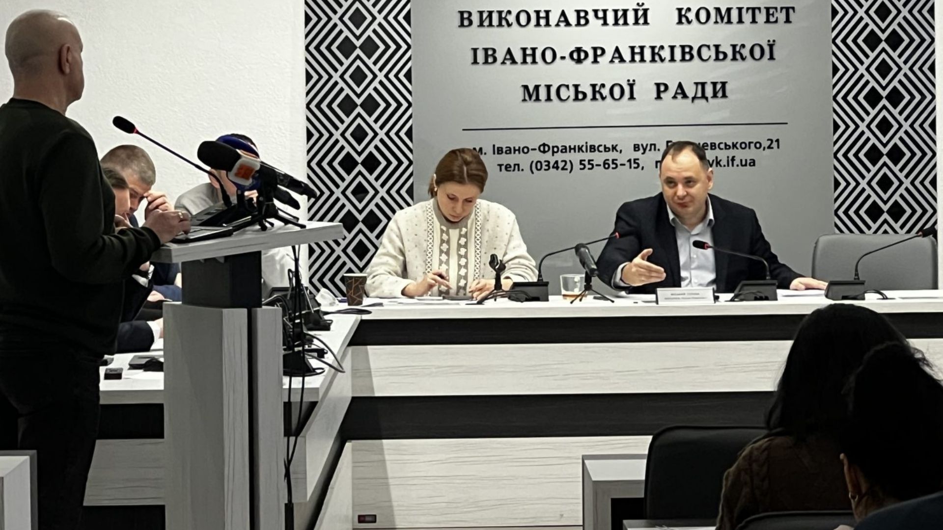 Мы идем к тому, что света не будет 24 часа, должны быть готовы, – мэр Ивано-Франковска - 24 Канал Мы идем к тому, что света не будет 24 часа, должны быть готовы, – мэр Ивано-Франковска - 24 Канал