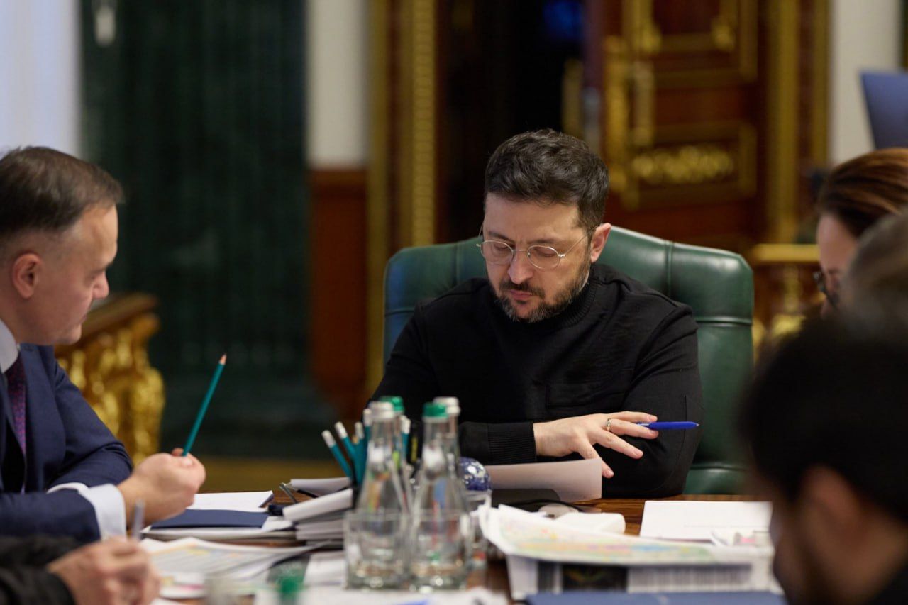 В энергетике Украины будет введен режим чрезвычайной ситуации В энергетике Украины будет введен режим чрезвычайной ситуации