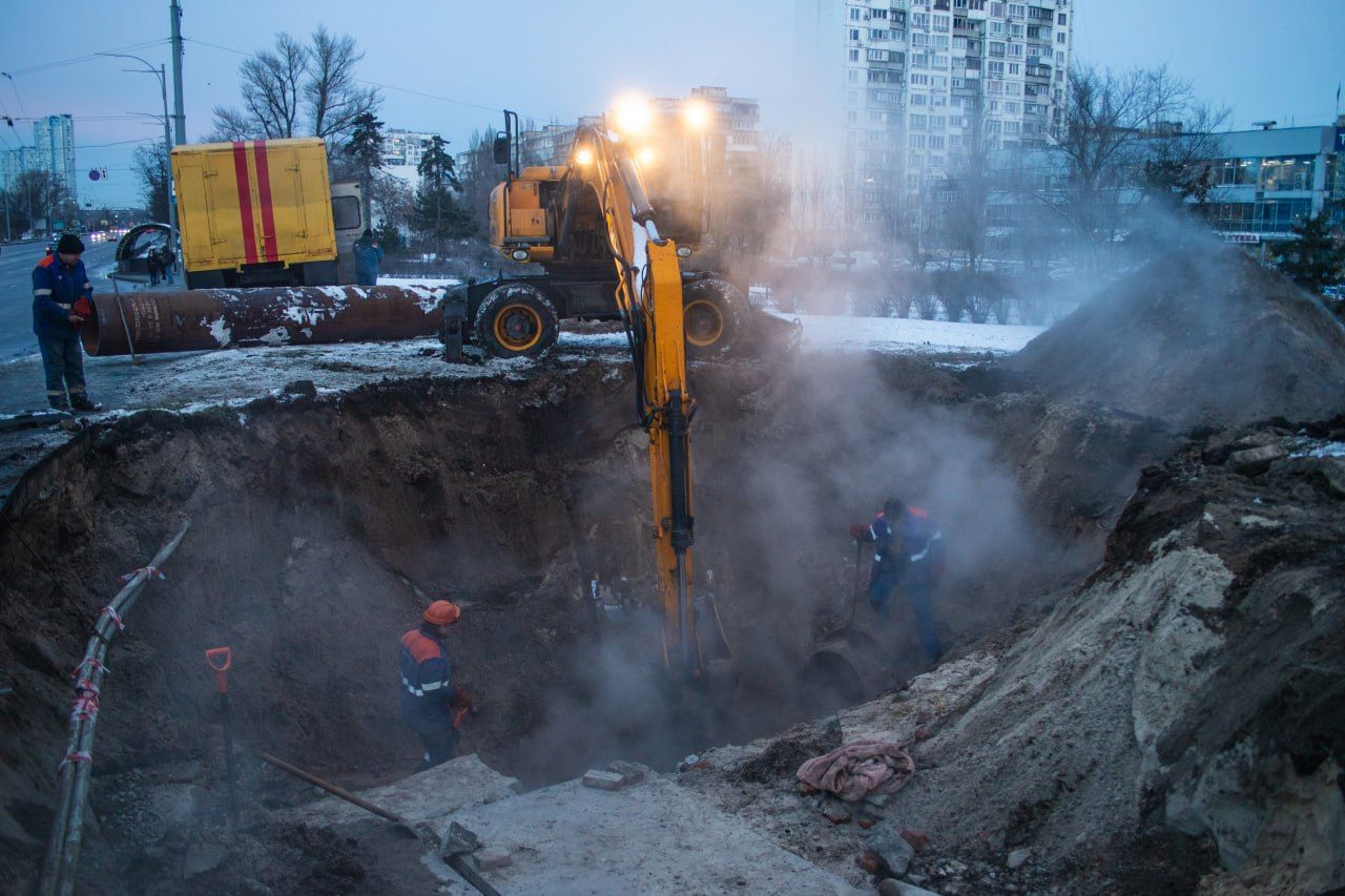 Виталий Кличко поручил Киевтеплоэнерго выдать работникам премии на 50 миллионов гривен Виталий Кличко поручил Киевтеплоэнерго выдать работникам премии на 50 миллионов гривен