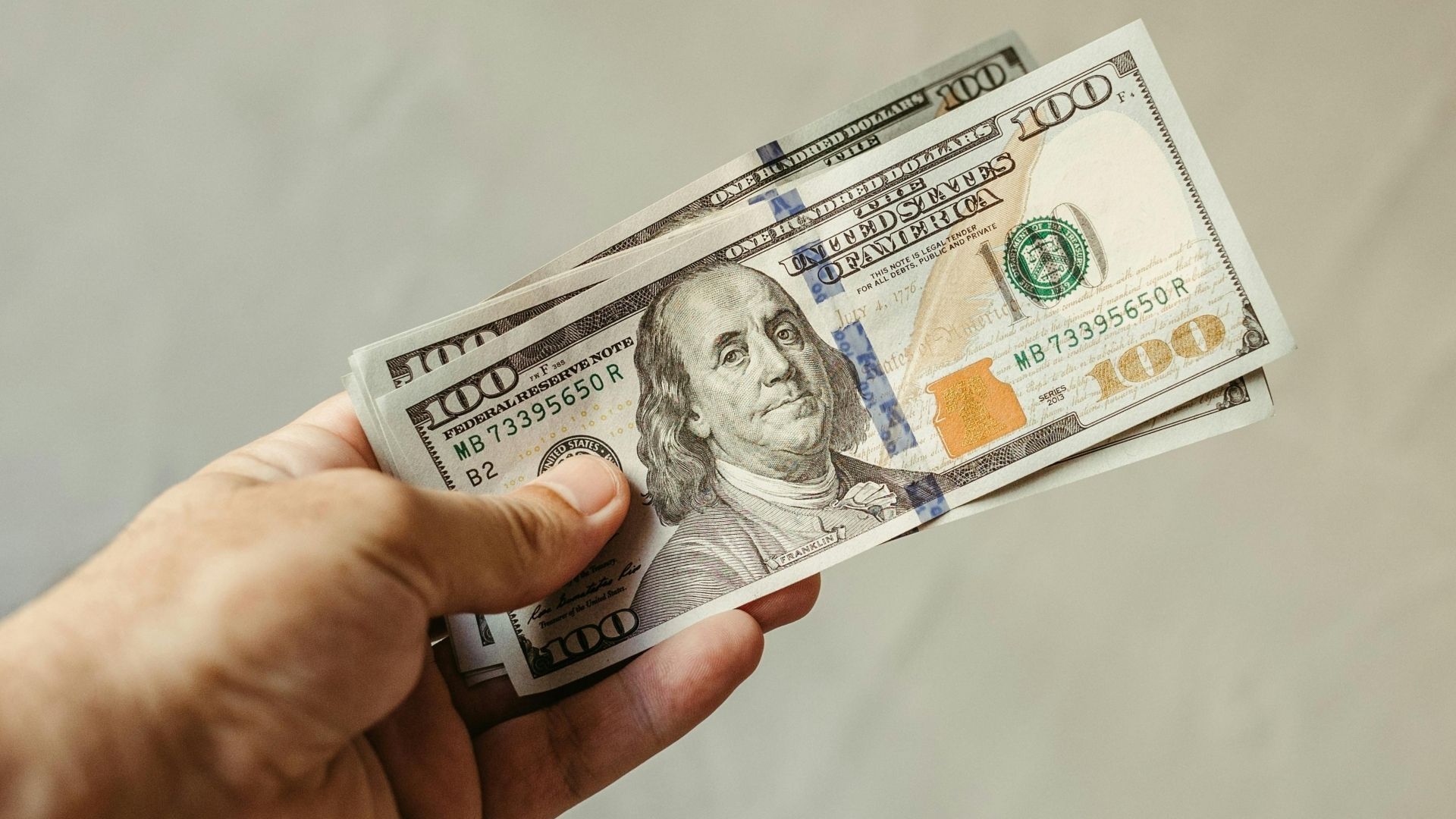 Яким буде курс долара та євро 19 січня 2026 року Яким буде курс долара та євро 19 січня 2026 року