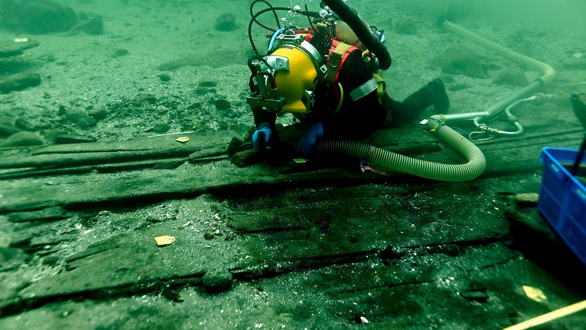 Середньовічний корабель вікінгів знайшли у Данії – велетенський ког на дні моря