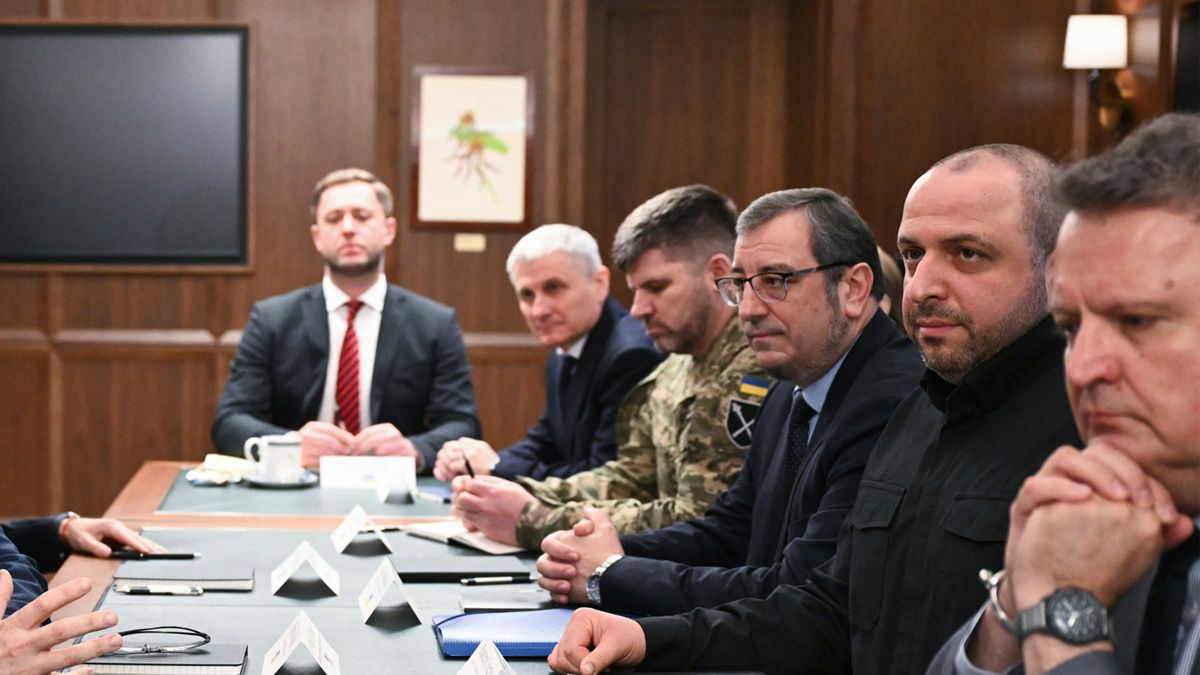 Буряченко прокоментував перемовини США та України Буряченко прокоментував перемовини США та України