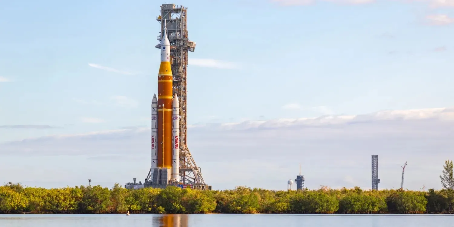 Space Launch System із кораблем Orion
