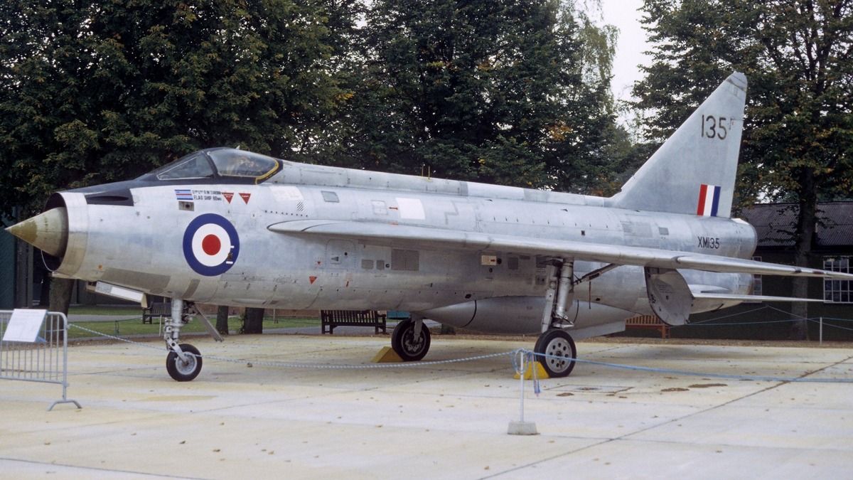 Механик случайно взлетел на сверхзвуковом истребителе без подготовки