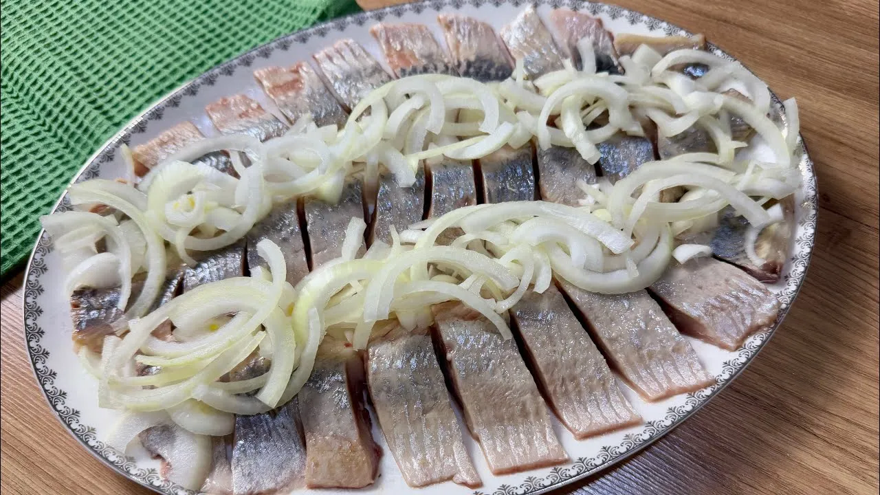 Маринований оселедець Маринований оселедець