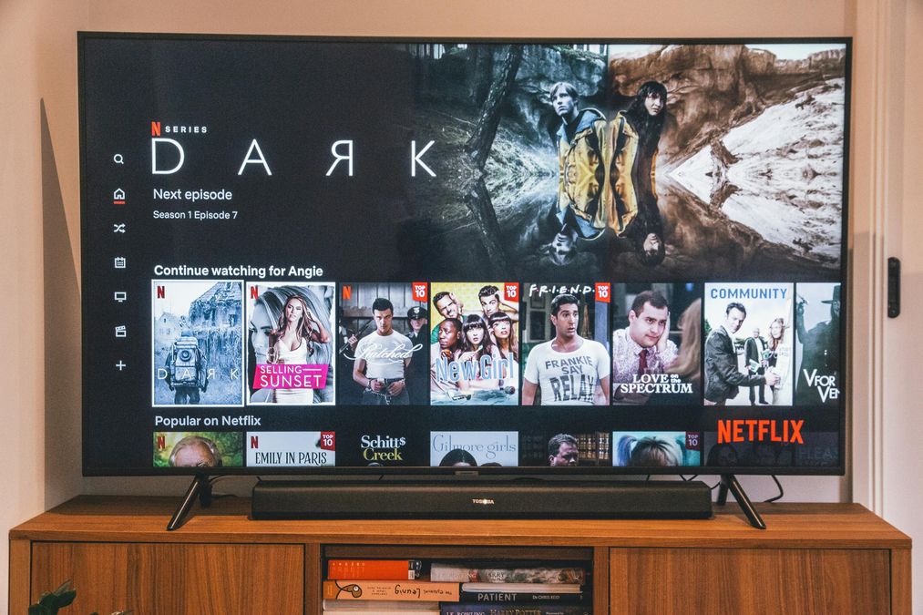 Sony продає контроль над телевізорами Bravia іншій компанії