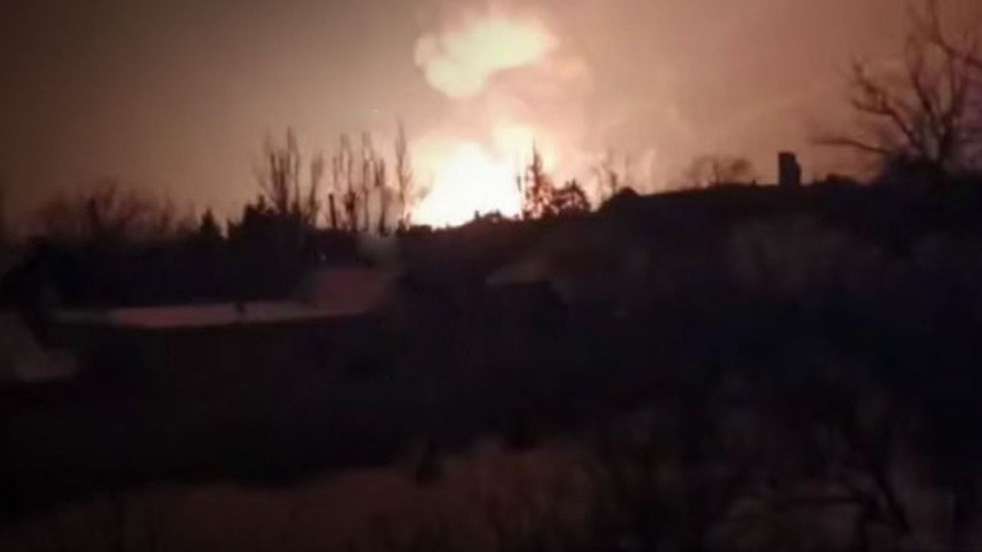 Силы обороны поразили нефтебазу, РЛС и другие важные объекты россиян - 24 Канал Силы обороны поразили нефтебазу, РЛС и другие важные объекты россиян - 24 Канал