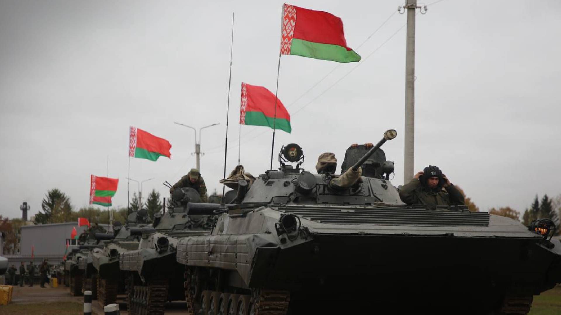 У Білорусі – масштабна перевірка армії під грифом "таємно" У Білорусі – масштабна перевірка армії під грифом "таємно"