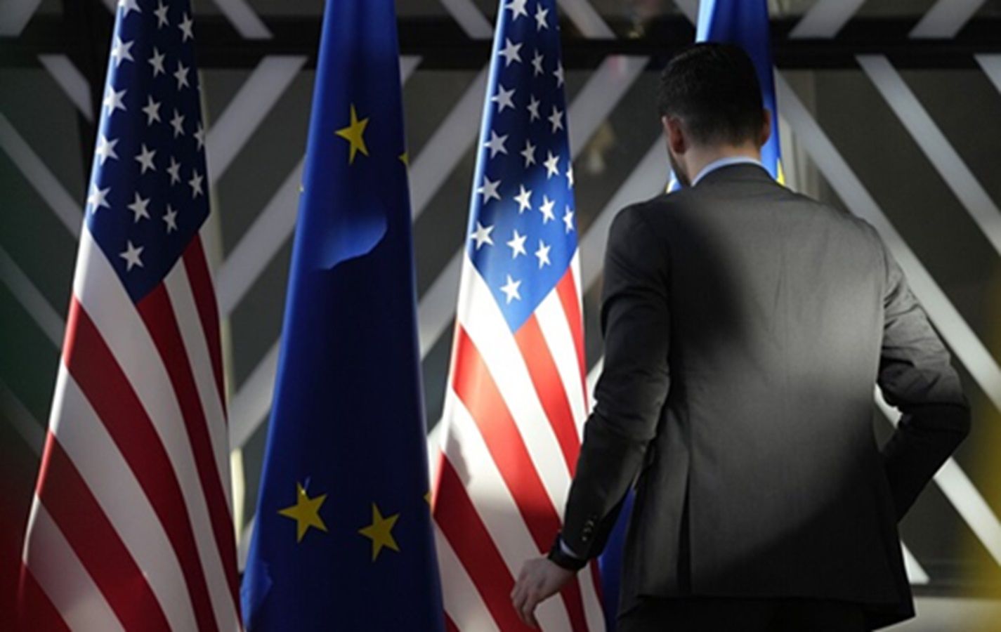 Нарешті зрозуміла, що США більше не надійний союзник, – CNN про "нову реальність" Європи - Геополітика