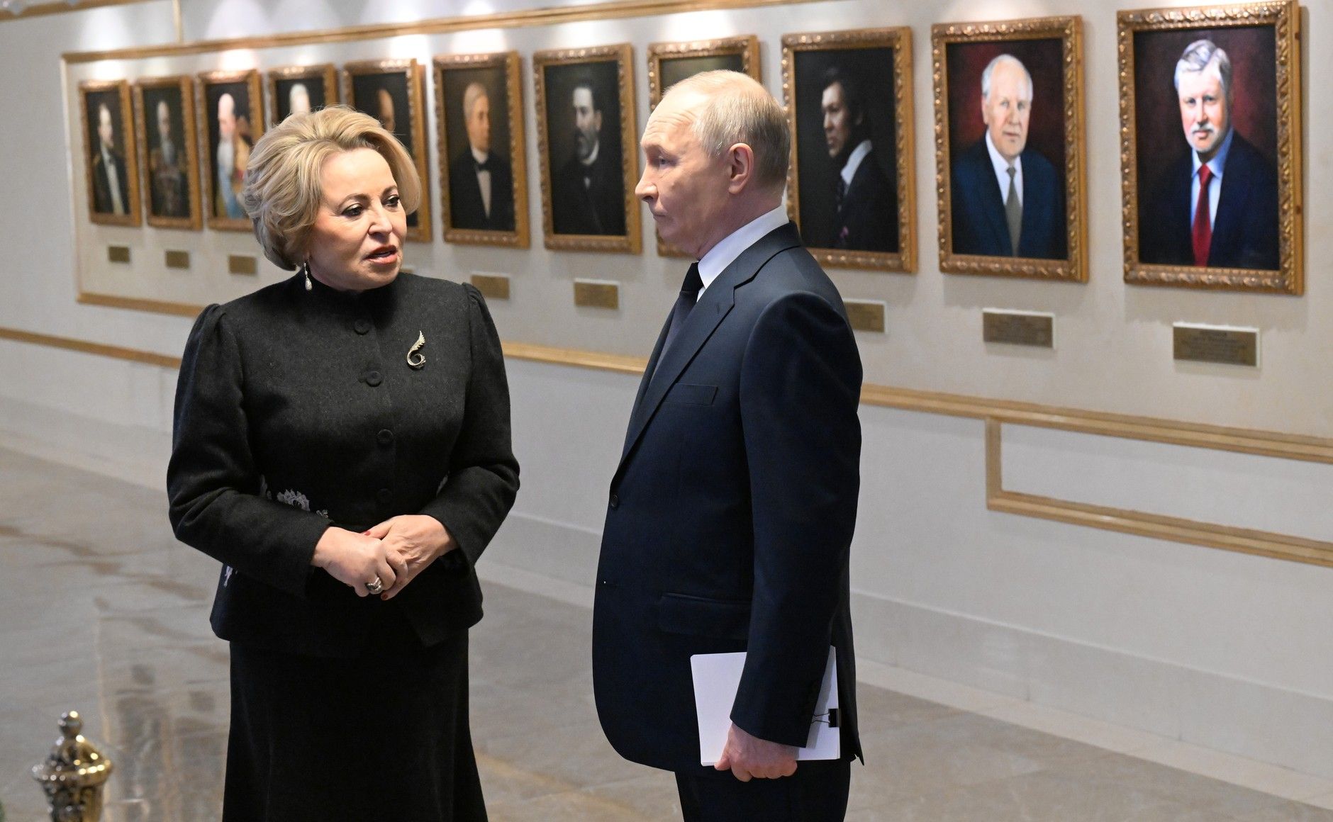 Голова Ради Федерації Матвієнко, російський диктатор Путін Голова Ради Федерації Матвієнко, російський диктатор Путін
