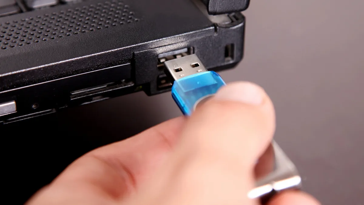 Старі USB-флешки все ще мають сенс у 2026 році