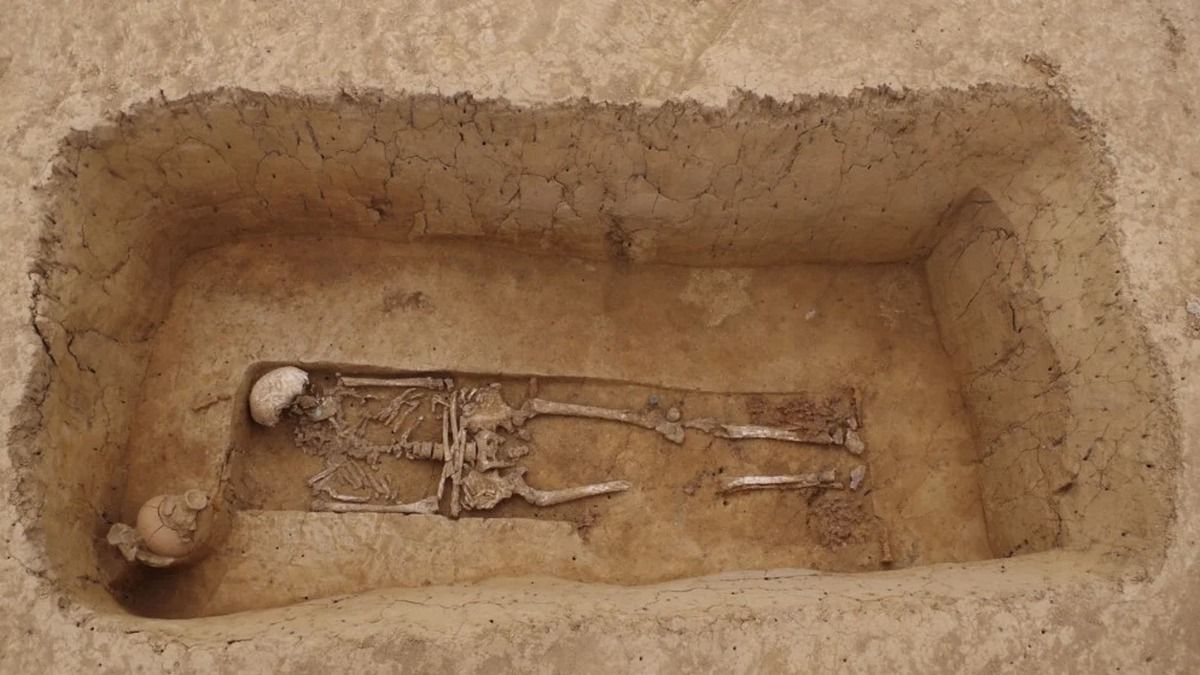 Римский некрополь и древняя дорога найдены на севере Франции Римский некрополь и древняя дорога найдены на севере Франции