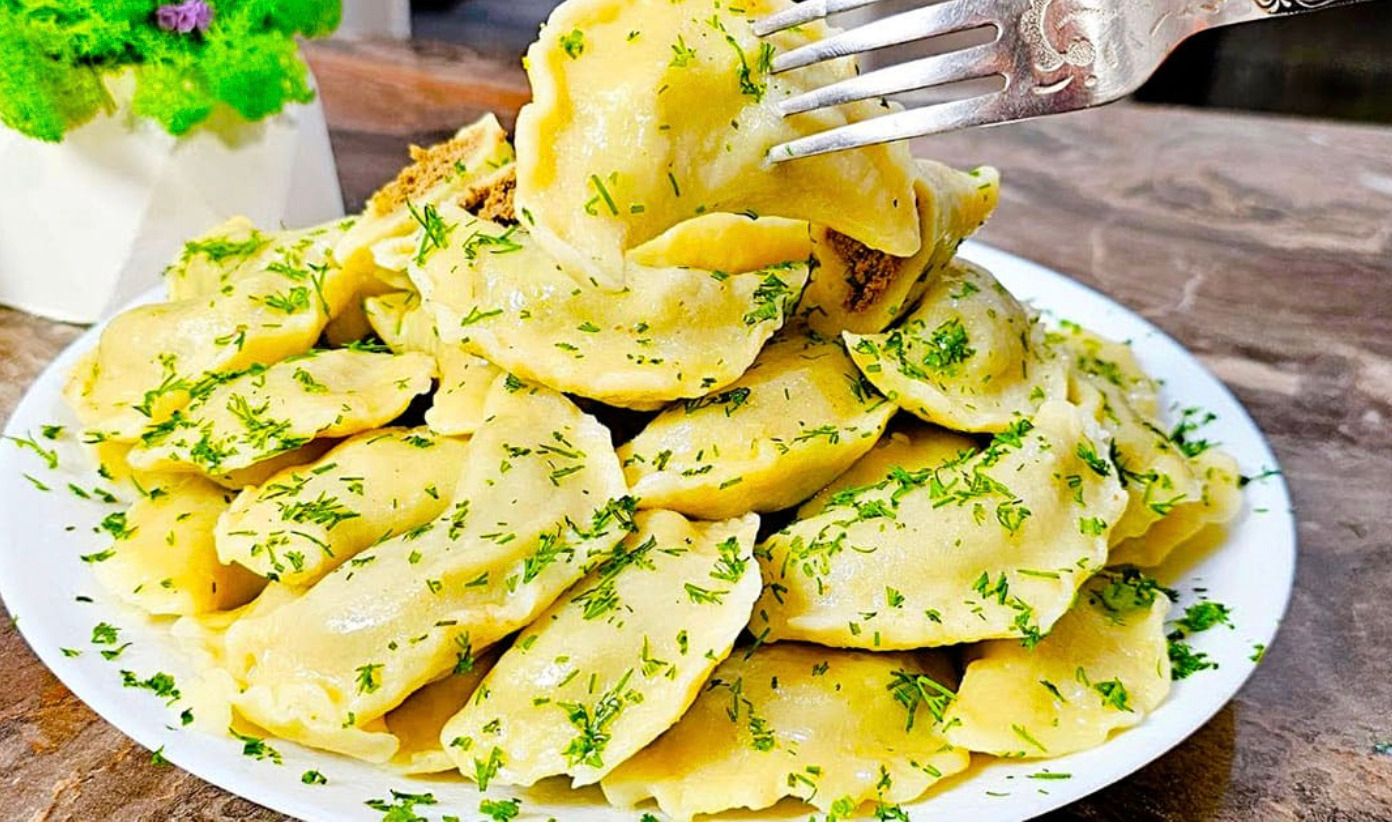 Готуємо оринінальні молдавські вареники Готуємо оринінальні молдавські вареники