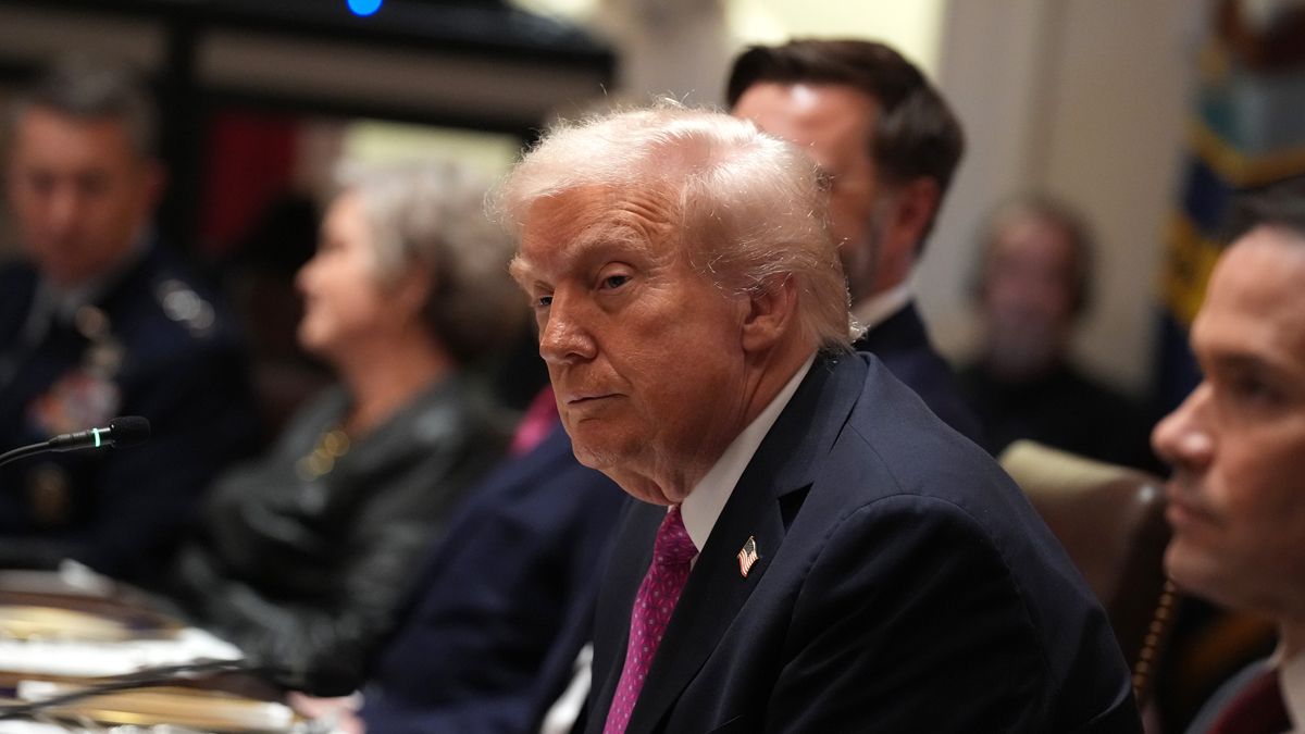 У США протестують через дії ICE У США протестують через дії ICE