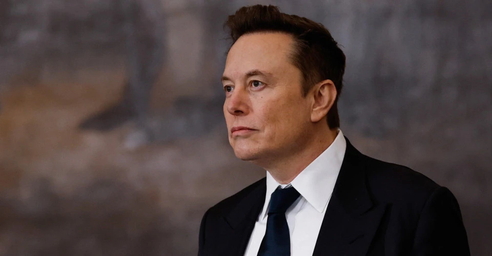 Прокуратура Парижа провела рейд в офісах X Ілона Маска