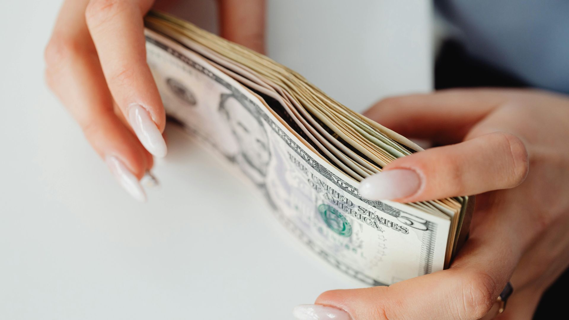 Каким будет курс доллара и евро 4 февраля 2026 года Каким будет курс доллара и евро 4 февраля 2026 года