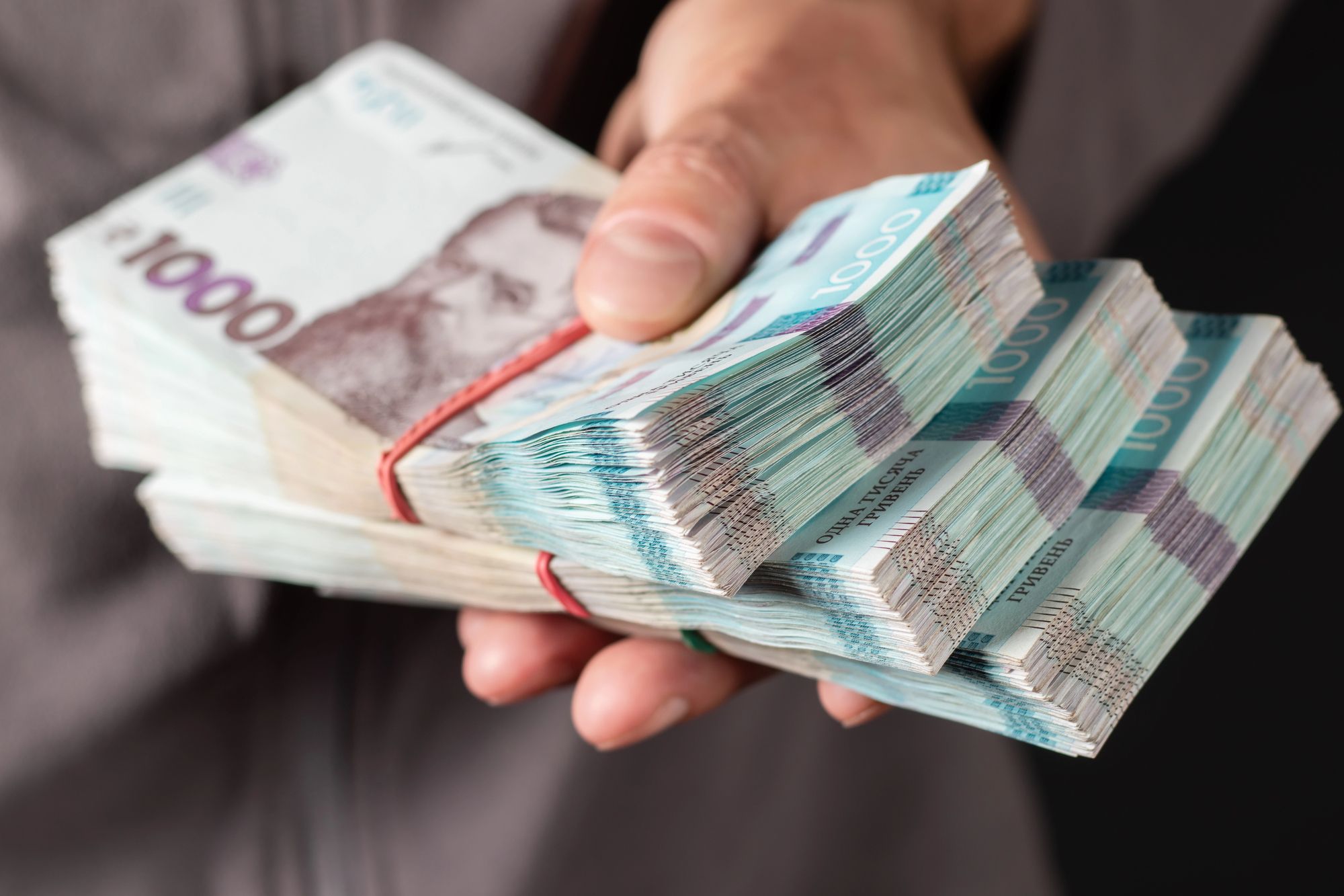 Спецпенсії б’ють рекорди: понад 35 тисяч українців отримують виплати вище ліміту - Економіка Спецпенсії б’ють рекорди: понад 35 тисяч українців отримують виплати вище ліміту - Економіка