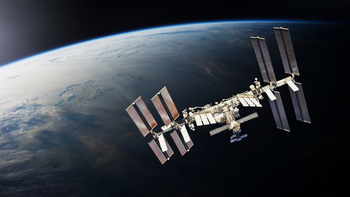 Reddit видалив фото астронавта NASA з МКС через правило про якість