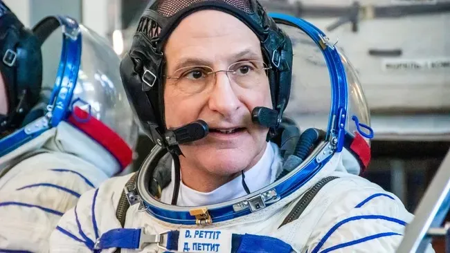 Дональд Петтіт
