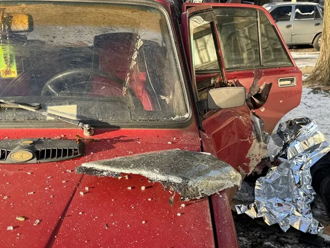 У Шахтарському в салоні автомобіля вибухнула граната