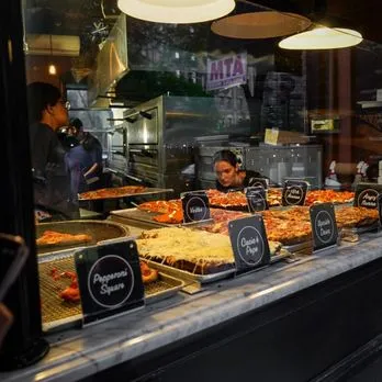 Mama's Too – Нью-Йорк, США / фото Yelp Mama's Too – Нью-Йорк, США / фото Yelp
